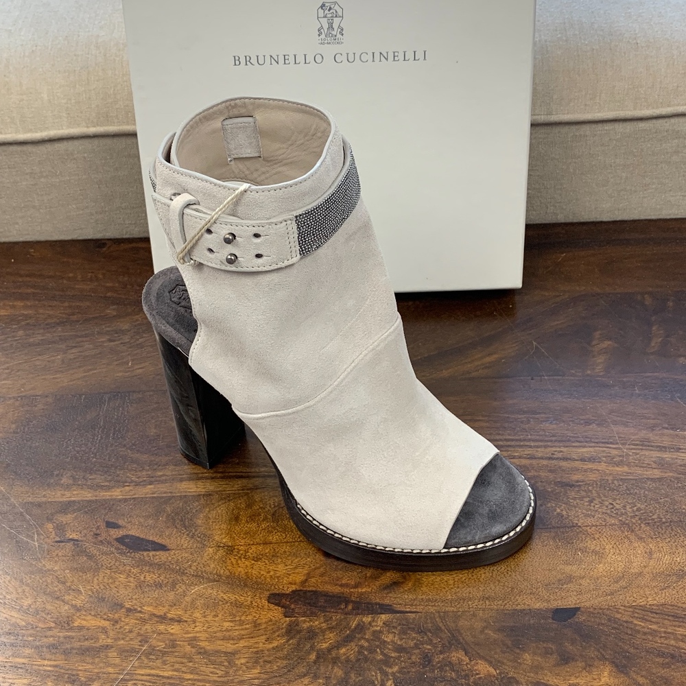 Brunello Cucinelli Grey Peep Toe Monili Suede Pump